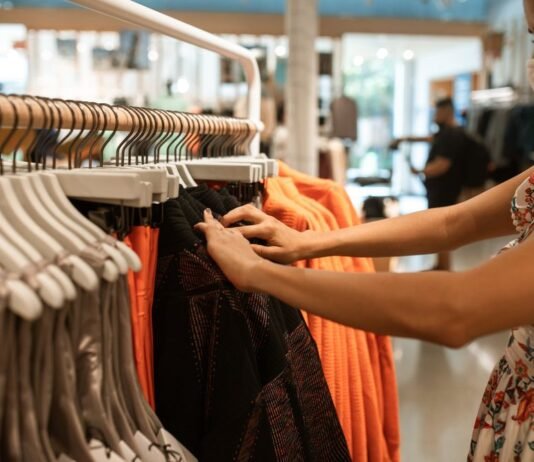 Is Ivory Ella Going Out Of Business? The Facts